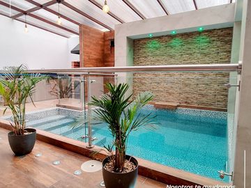 CASA HERMOSA CON PISCINA Y JACUZZI  EN IBARRA