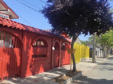 Casa en Belloto 2000, a paso del Lider el Belloto
