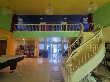 Luxurious 5-Storey Beach House in Catmon with Spectacular Ocean Views