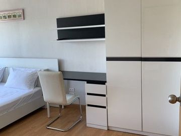Below Appraisal Price!! Condo fully furnished for SALE at Casa Condo near Changphueak