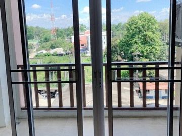 Below Appraisal Price!! Condo fully furnished for SALE at Casa Condo near Changphueak