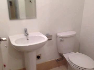 For Rent to Own Condo Apartment Condominium 2BR 2bedrooms schools De la sale UP Manila UE Lyceum Ateneo NU Letran near SM Manila