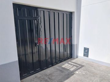 Hermosa Casa Urb. Los Pinos. Chimbote ID 1089416