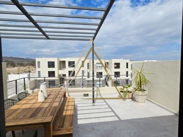 Departamento con Roof Top e Preventa Queretaro Zire Zona Zakia 3 baños completos