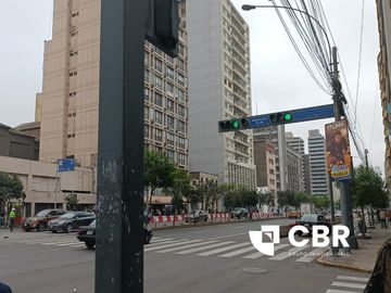 VENTA CASONA COMO TERRENO CERCADO DE LIMA