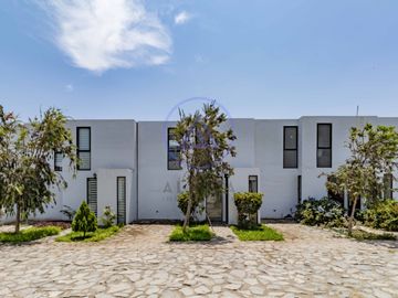 Vive en un entorno tranquilo y seguro – Casa en venta en La Campiña de Huacho 🌳
