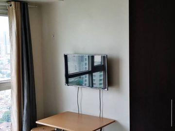 PAG - FOR SALE: Studio Unit in Axis Residences, Mandaluyong