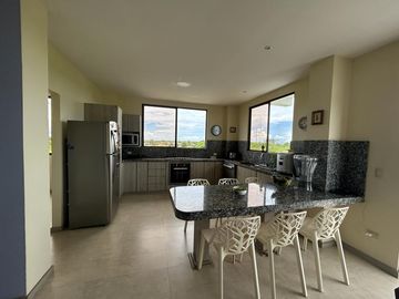 VILLAMIL PLAYAS VENDO HERMOSO DPTO EN CONDOMINIO SEGURO Y CERCA AL MAR