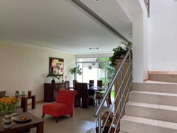 Venta de Casa en Tumbaco cerca al Colegio Jose Englind