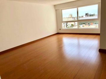 DÚPLEX EN VENTA DE 3 DORMITORIOS EN SURCO CERCA AL ÓVALO HIGUERETA