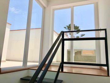 DÚPLEX EN VENTA DE 3 DORMITORIOS EN SURCO CERCA AL ÓVALO HIGUERETA