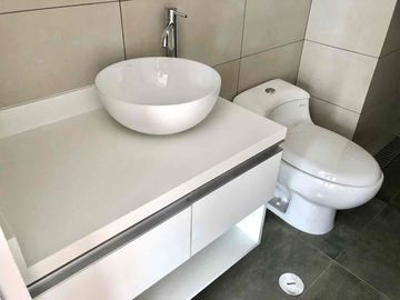 DÚPLEX EN VENTA DE 3 DORMITORIOS EN SURCO CERCA AL ÓVALO HIGUERETA