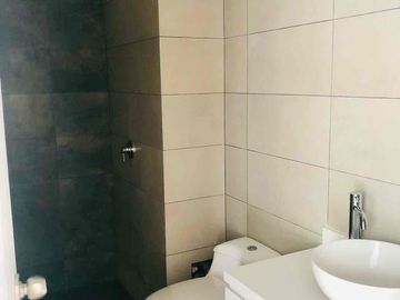DÚPLEX EN VENTA DE 3 DORMITORIOS EN SURCO CERCA AL ÓVALO HIGUERETA