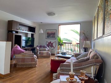 EN VENTA CASA ACOGEDORA Y DE ESPECIAL ARQUITECTURA  EN LA ENCANTADA DE VILLA, CHORRILLOS