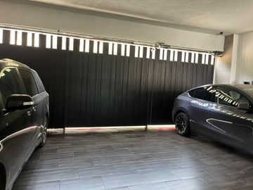 VENTA DE CASA EN VISTA HERMOSA SEMINUEVA