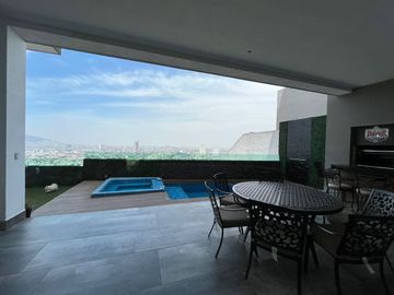 VENTA DE CASA EN VISTA HERMOSA SEMINUEVA