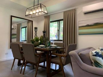 CROSSWINDS TAGAYTAY LUXURY HOUSE FOR SALE