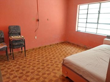 VENTA DE CASA EN AV. LA ESPERANZA, ATE VITARTE