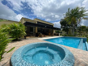 Casa campestre en venta - Mocawa