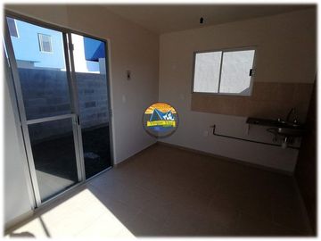 Casas con alberca amplio jardín