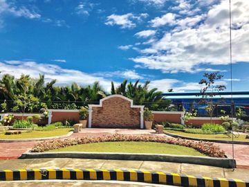 PMT♻️LOTS FOR SALE AT FONTI DI VERSAILLES IN TULAY MINGLANILLA, CEBU