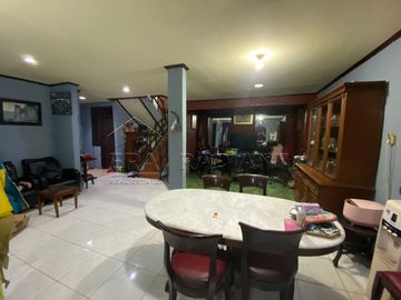 3. Jual Segera Rumah di Komplek Taman Kedaung Ciputat