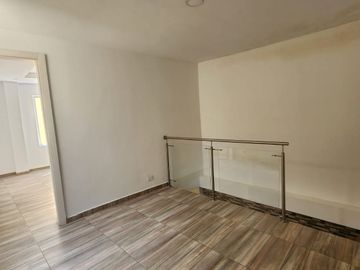 SE VENDE CASA, TULUA VALLE, BARRIO LOMITAS