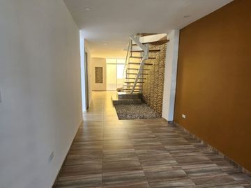 SE VENDE CASA, TULUA VALLE, BARRIO LOMITAS