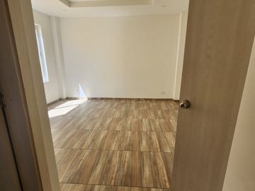 SE VENDE CASA, TULUA VALLE, BARRIO LOMITAS