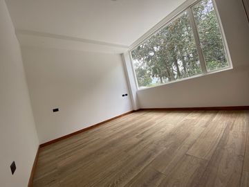 Venta de casa a estrenar en tumbaco sector hilacril con piscina