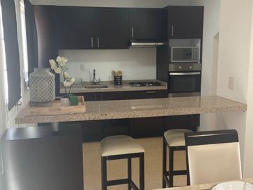 Casa en venta fraccionamiento privado cañadas del bosque, tres Marías.