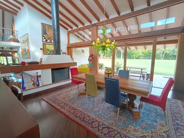 Countryhome on Double Lot in Residential Community - Llanogrande