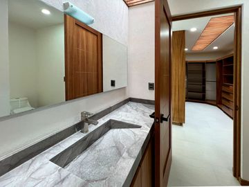 CASA NUEVA EN VENTA CON RECÁMARA EN PLANTA BAJA EN VENTA FRACC. PRADERAS ALTOZANO JUNTO A CLUB DE GOLF ALTOZANO