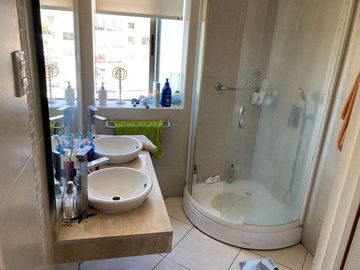 VENDE DEPARTAMENTO EXCLUSIVO ASCENSOR DIRECTO  PISO 6 UF 17.500