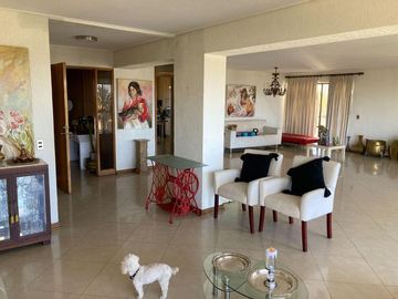 VENDE DEPARTAMENTO EXCLUSIVO ASCENSOR DIRECTO  PISO 6 UF 17.500