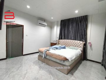 ขายถูก บ้านเดี่ยว โครงการ กลีบบัวนคร ซอยเทวาพิทักษ์ (สินพัฒนาธานี 10) เนื้อที่ 87 ตรว. ถนนเลียบคลองปทุม เขตทวีวัฒนา