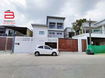ขายถูก บ้านเดี่ยว โครงการ กลีบบัวนคร ซอยเทวาพิทักษ์ (สินพัฒนาธานี 10) เนื้อที่ 87 ตรว. ถนนเลียบคลองปทุม เขตทวีวัฒนา