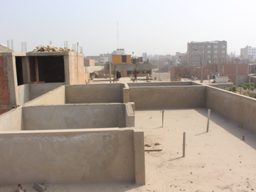 VENTA DE CASA DE 2 PISOS EN CARABAYLLO