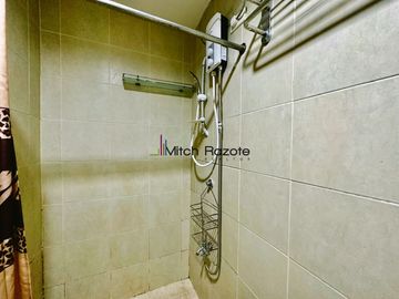 Rare 1 Bedroom Loft Unit For Sale at Mosaic Tower Near Greenbelt Makati with an Amazing Unobstructed View of Legazpi Park