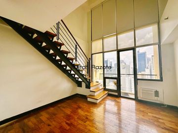 Rare 1 Bedroom Loft Unit For Sale at Mosaic Tower Near Greenbelt Makati with an Amazing Unobstructed View of Legazpi Park
