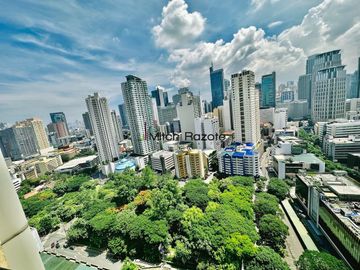 Rare 1 Bedroom Loft Unit For Sale at Mosaic Tower Near Greenbelt Makati with an Amazing Unobstructed View of Legazpi Park