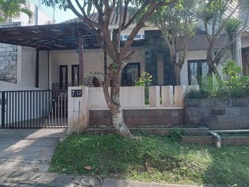 Rumah 2 Lantai Luas 220 di Villa Puncak Tidar VPT kota Malang