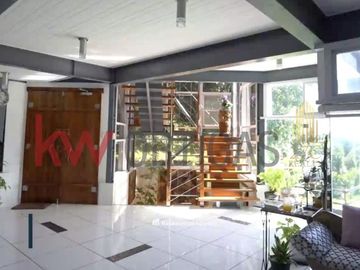 Modern Glass House with Elevator for Sale in Manila Southwoods, Carmona, Cavite