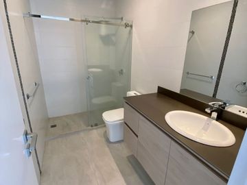 Departamento de venta Sector Intervalles con Amplio JARDIN.  PIscina y areas comunales de primera