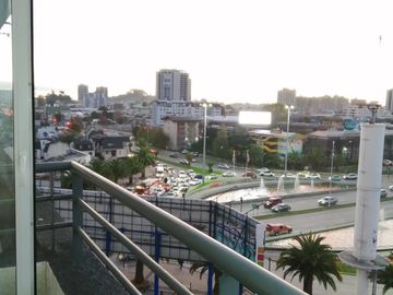 Agradable departamento central, asoleado, buena ubicación.Venta
