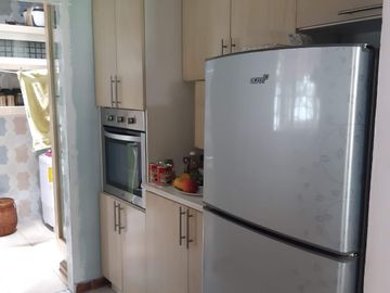 Excelente casa en Geo Pinos I fresca comoda y equipada
