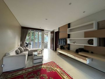 Villa sale  Rumah mewah di Gatsu Barat Denpasar