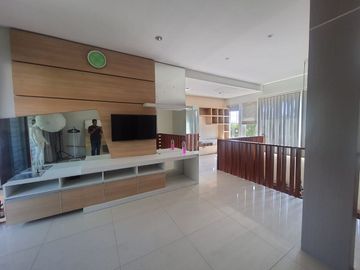 Villa sale  Rumah mewah di Gatsu Barat Denpasar