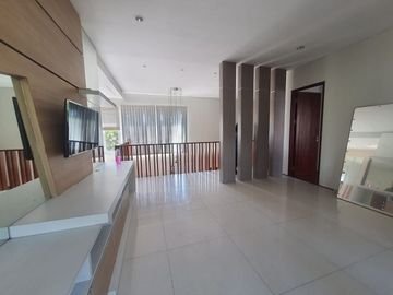 Villa sale  Rumah mewah di Gatsu Barat Denpasar
