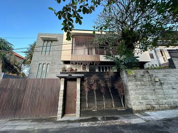 Villa sale  Rumah mewah di Gatsu Barat Denpasar